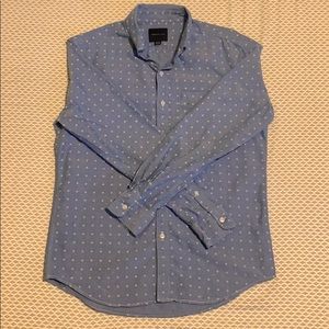 American Eagle Button Down Long Sleeve